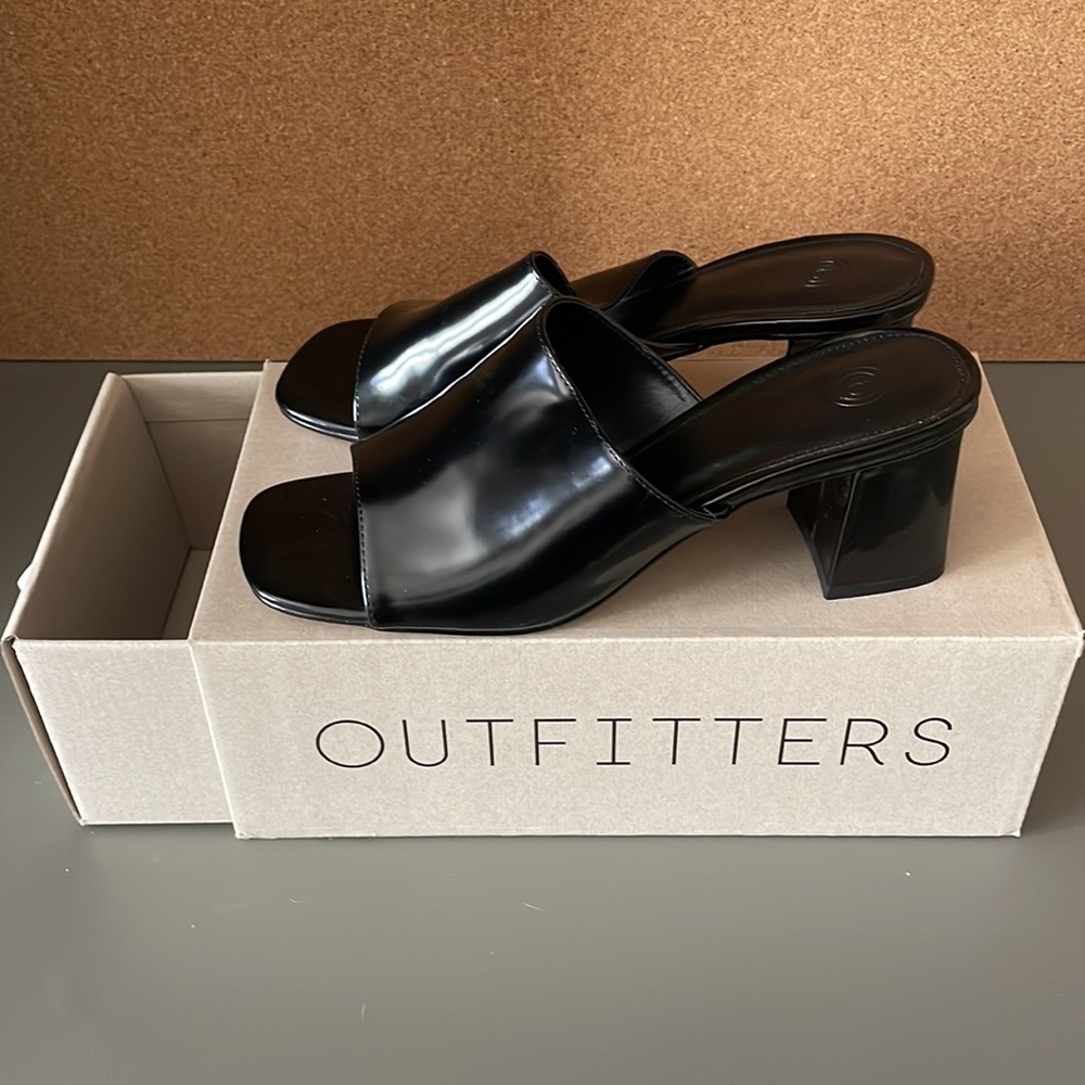 Urban Outfitters black leather chunky heel mule